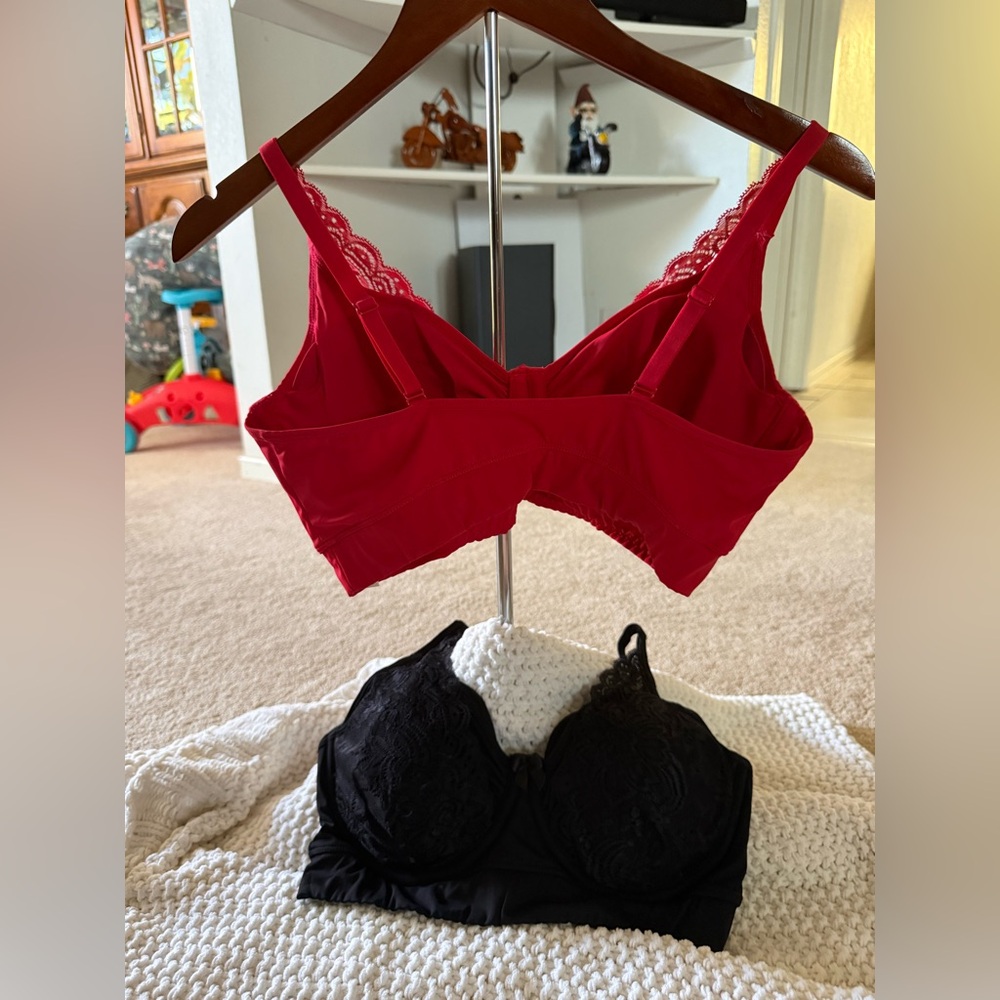 NWT Rhonda Shear Various Beautiful Red and Blk Set Lace Support Bras - Picture 2 of 5
